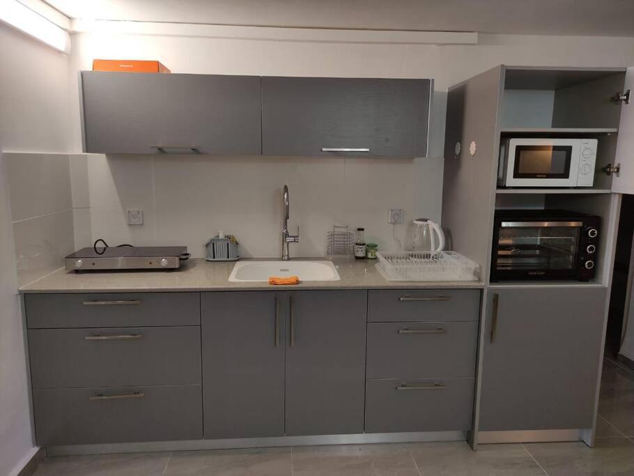 Appartement יחידת אירוח חדשה ומקסימה בכרמיאל Extérieur photo